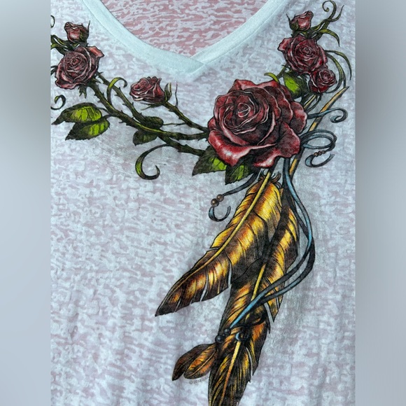 Super light ladies’ t-shirt. - Picture 4 of 9